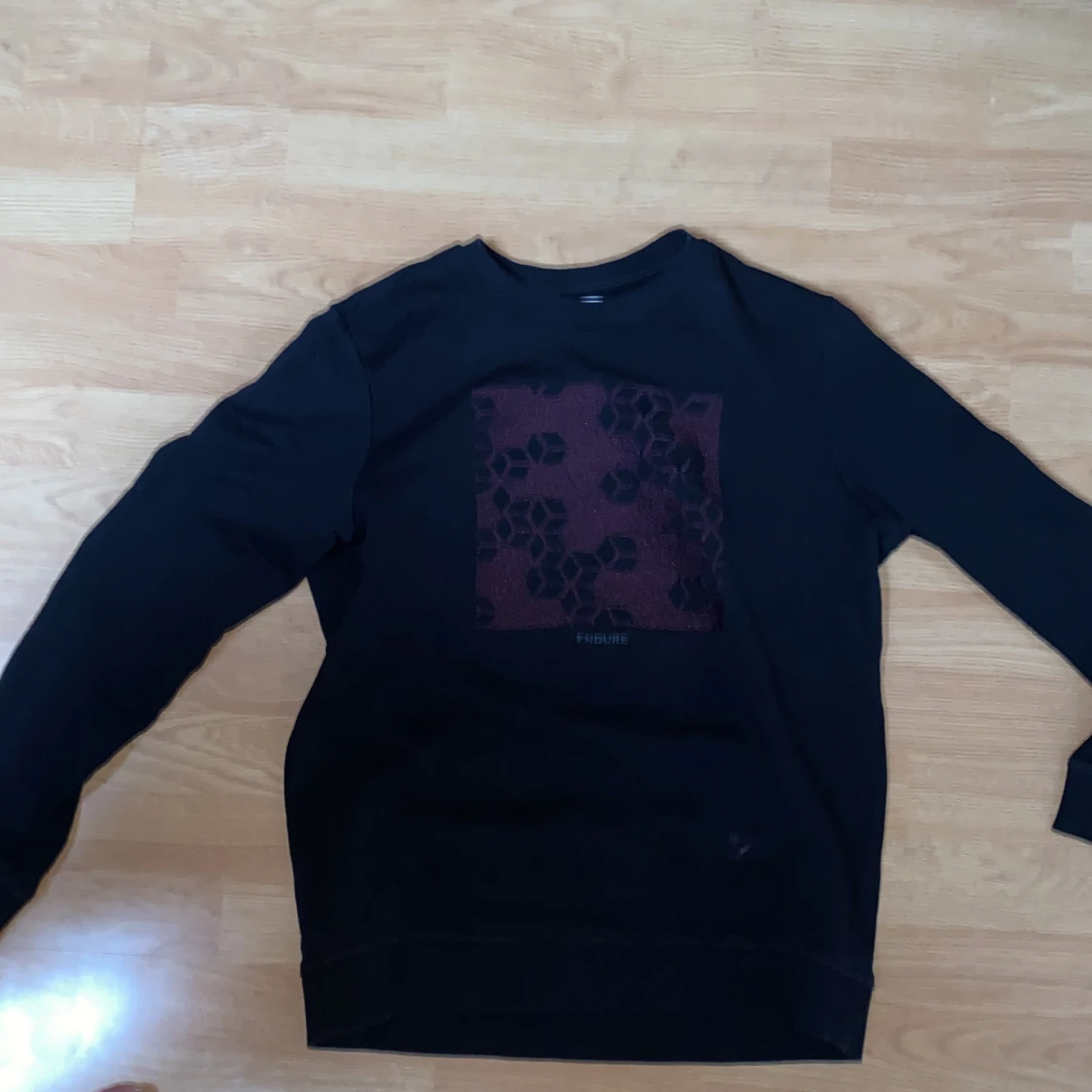 Emilio tröja storlek M