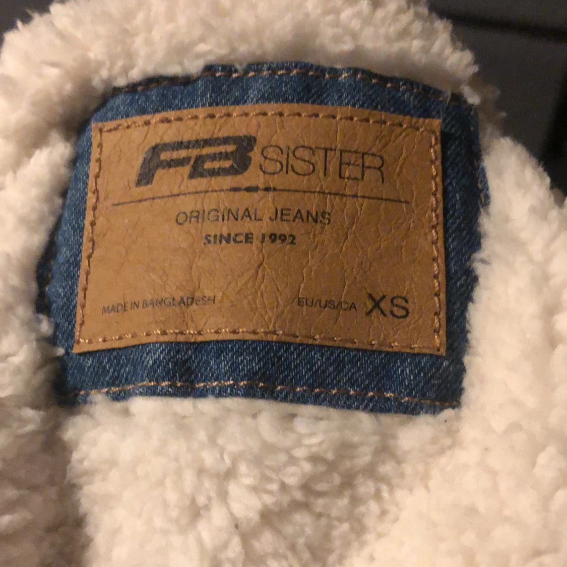 Lurv jacka, storlek Xs