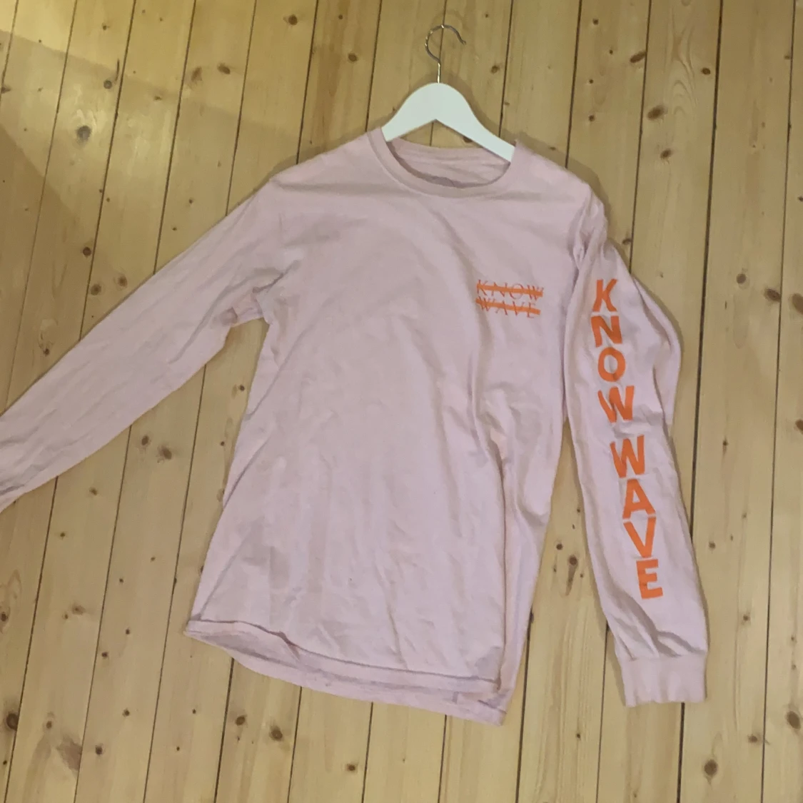 Know Wave, Långärmad t-shirt