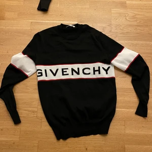 Strl m 8/10 skick - Max använd 5 ggr bra skick! 