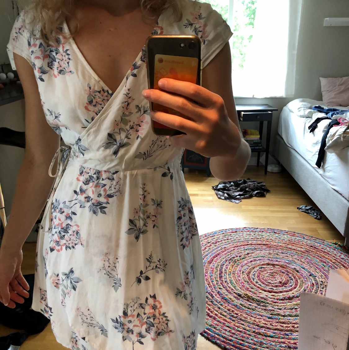 Blommig klänning - 90