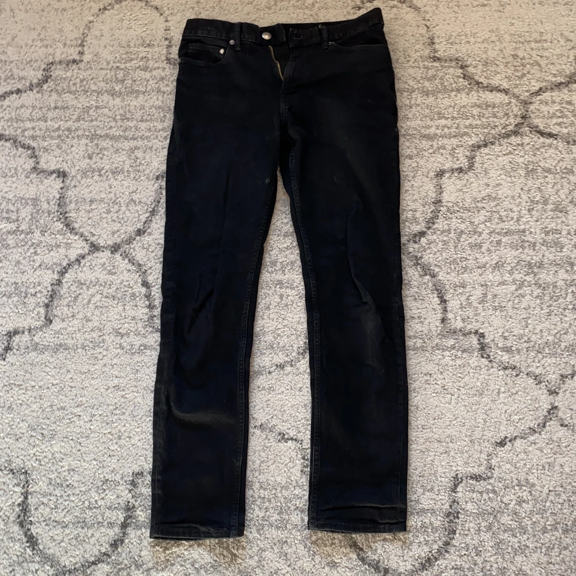H&M - Svarta slim jeans