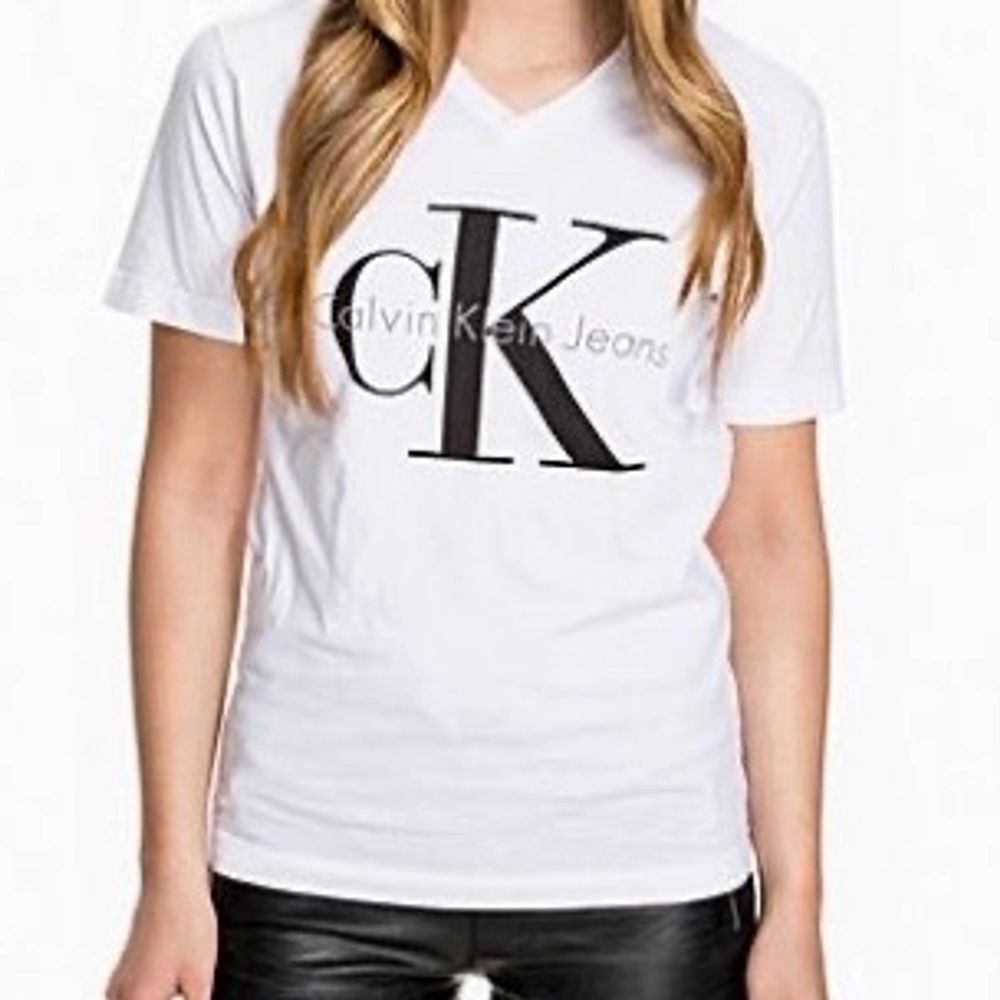 Calvin Klein Jeans T-shirt | Plick Second Hand