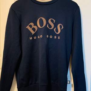 Hugo Boss sweatshirt helt oanvänd kan säkert bli billigare med fraktkostnaden 