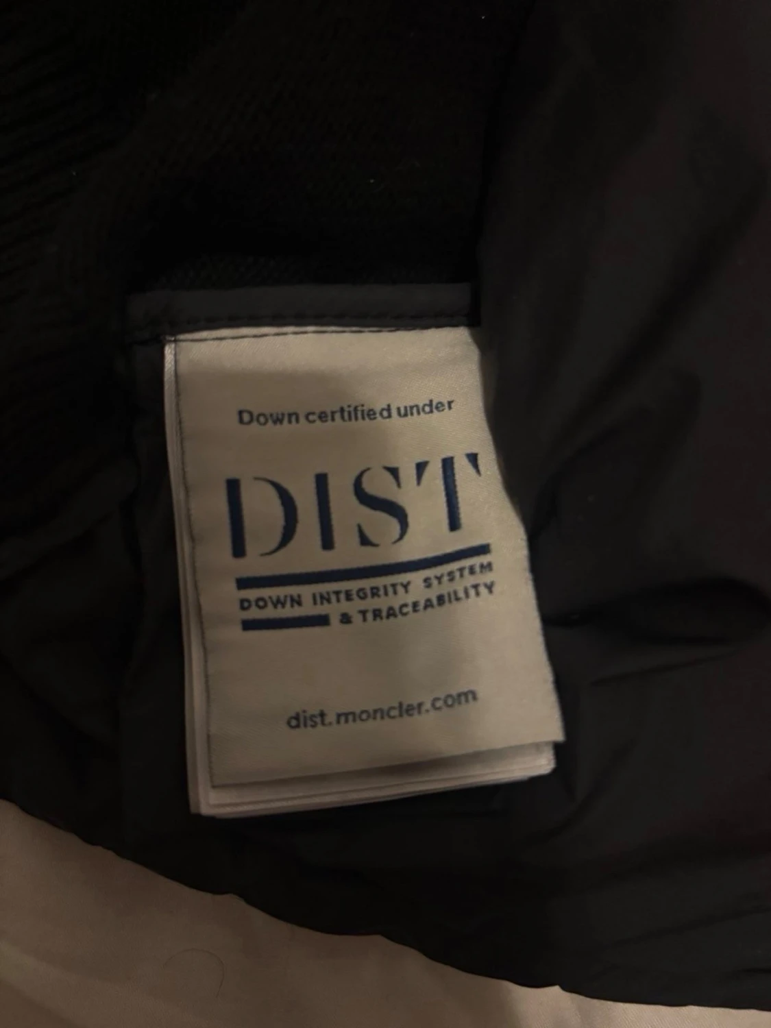 Svart Moncler pufferjacka - 2