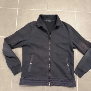 Herno cardigan - Cardigan från Herno | Stl: M | Färg:svart