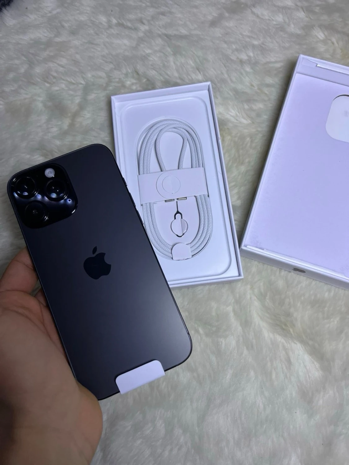 iPhone 15 Pro Max - 2