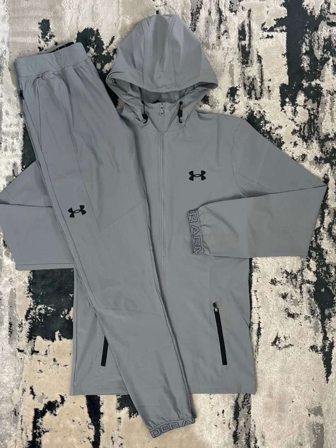 Under Armour Tracksuit 