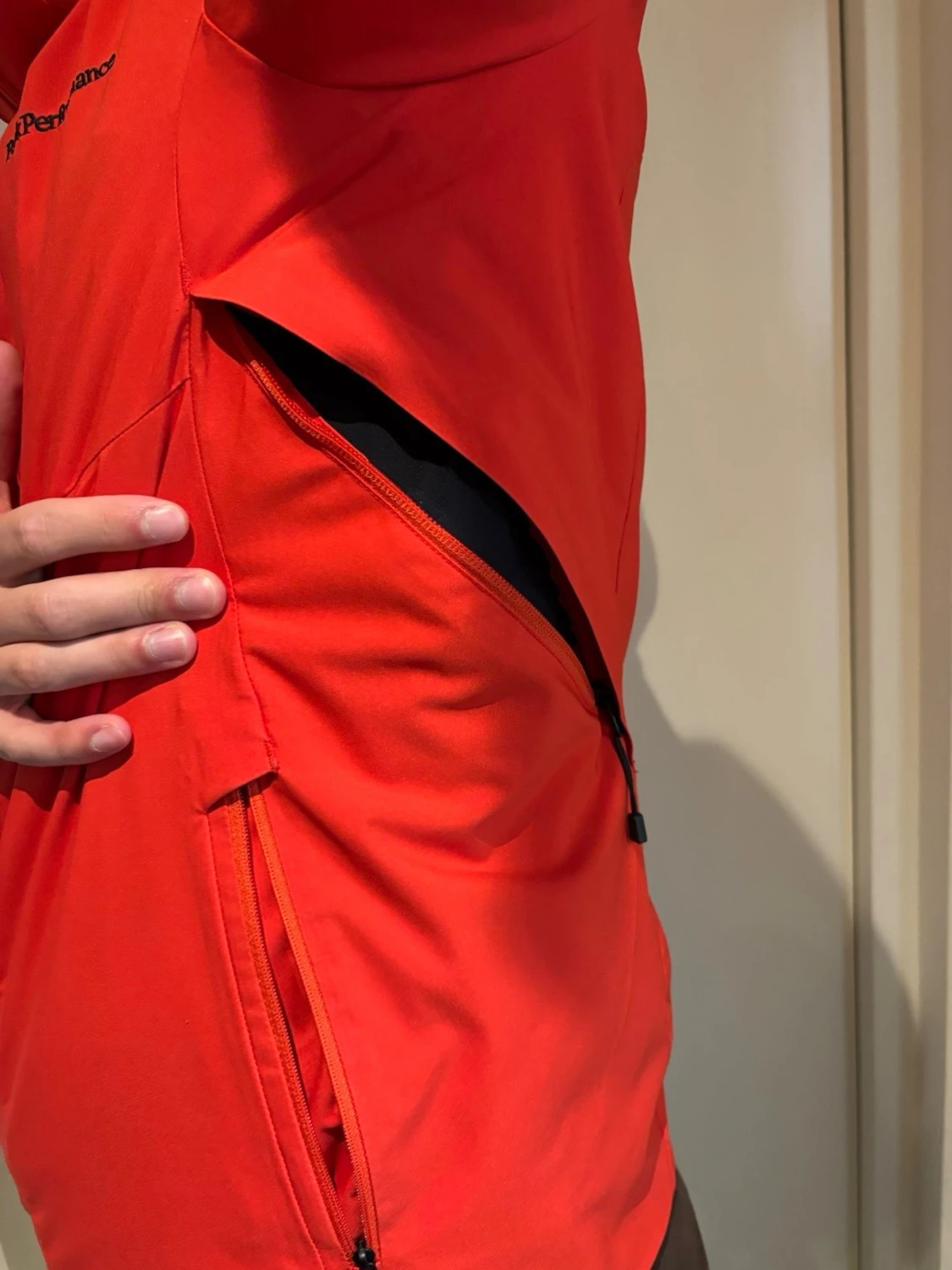 Röd Peak Performance skidjacka - 1