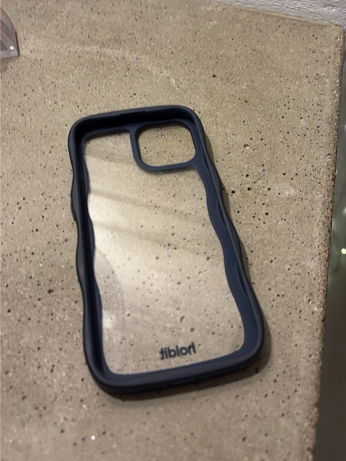 wavy case ifrån holdit  - 2