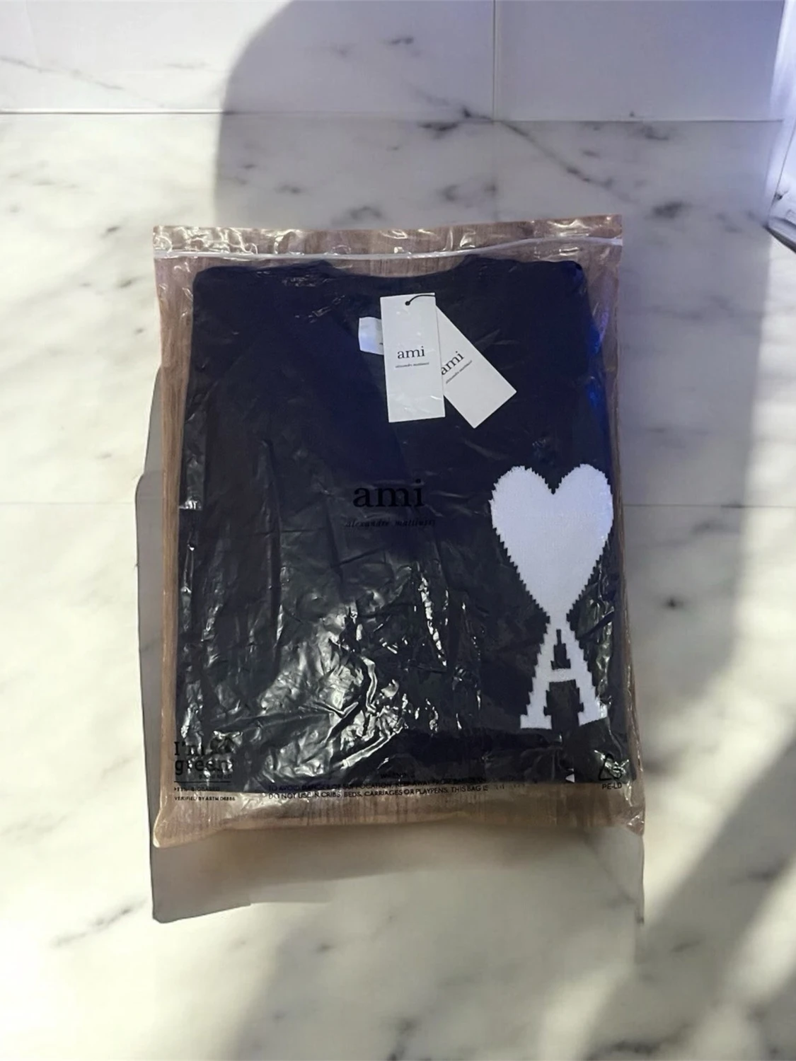 Mörkblå stickad tröja från Ami - 3