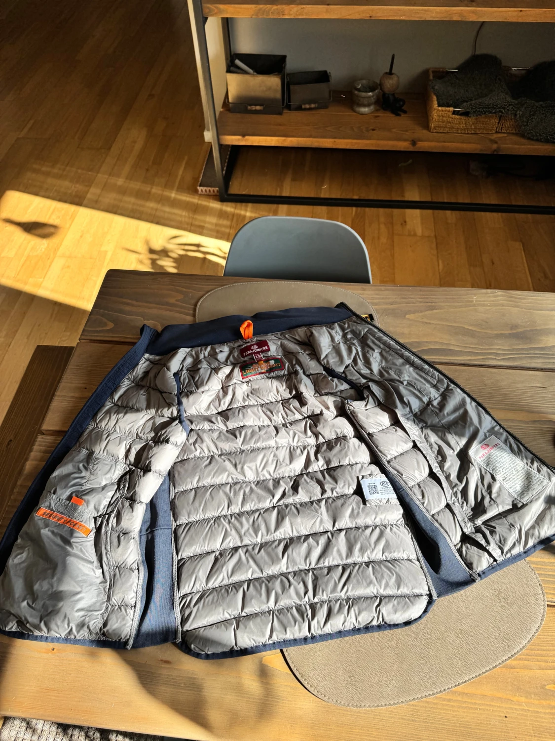 Mörkblå dunväst från Parajumpers - 1