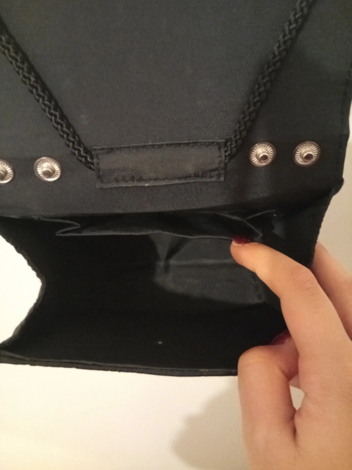 Svart axelväska med struktur - 6