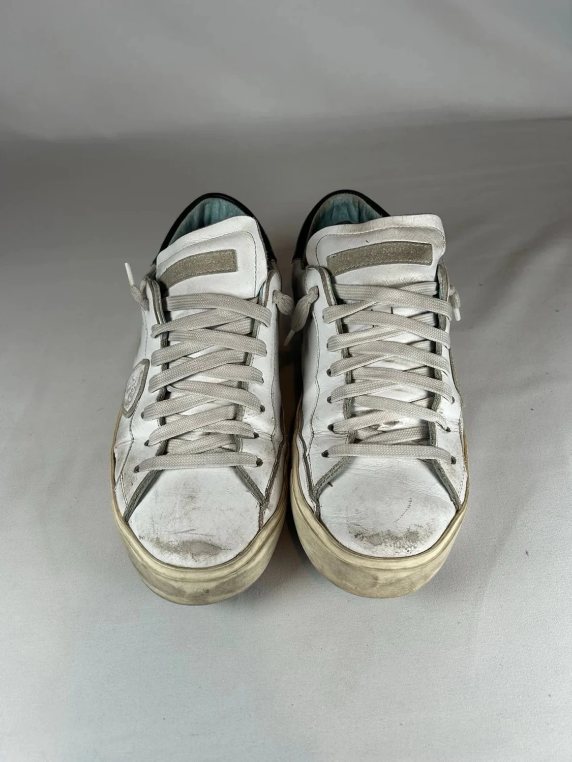 Philippe Model vita sneakers med grå detaljer - 2