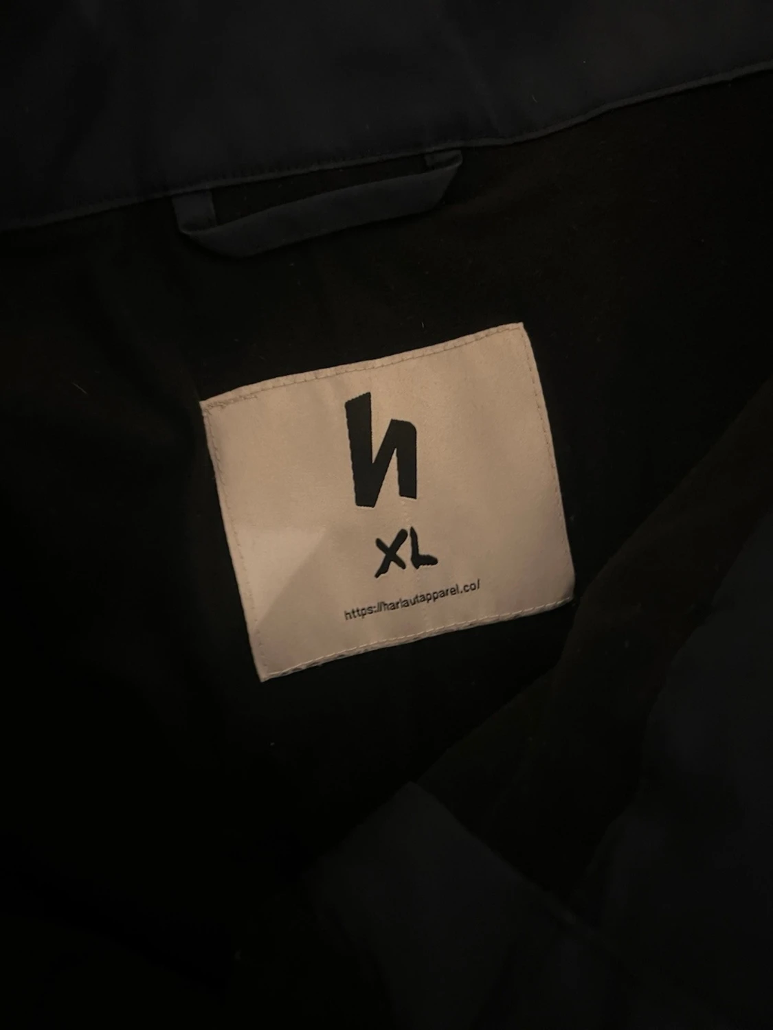 Svarta täckbyxor med vita sömmar - 2