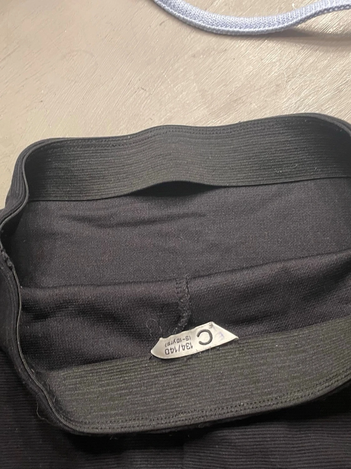 Svart shapewear kjol - 2