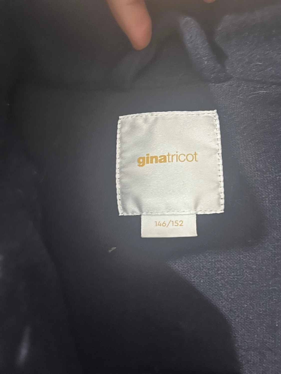 Svart overshirt från Gina Tricot - 2