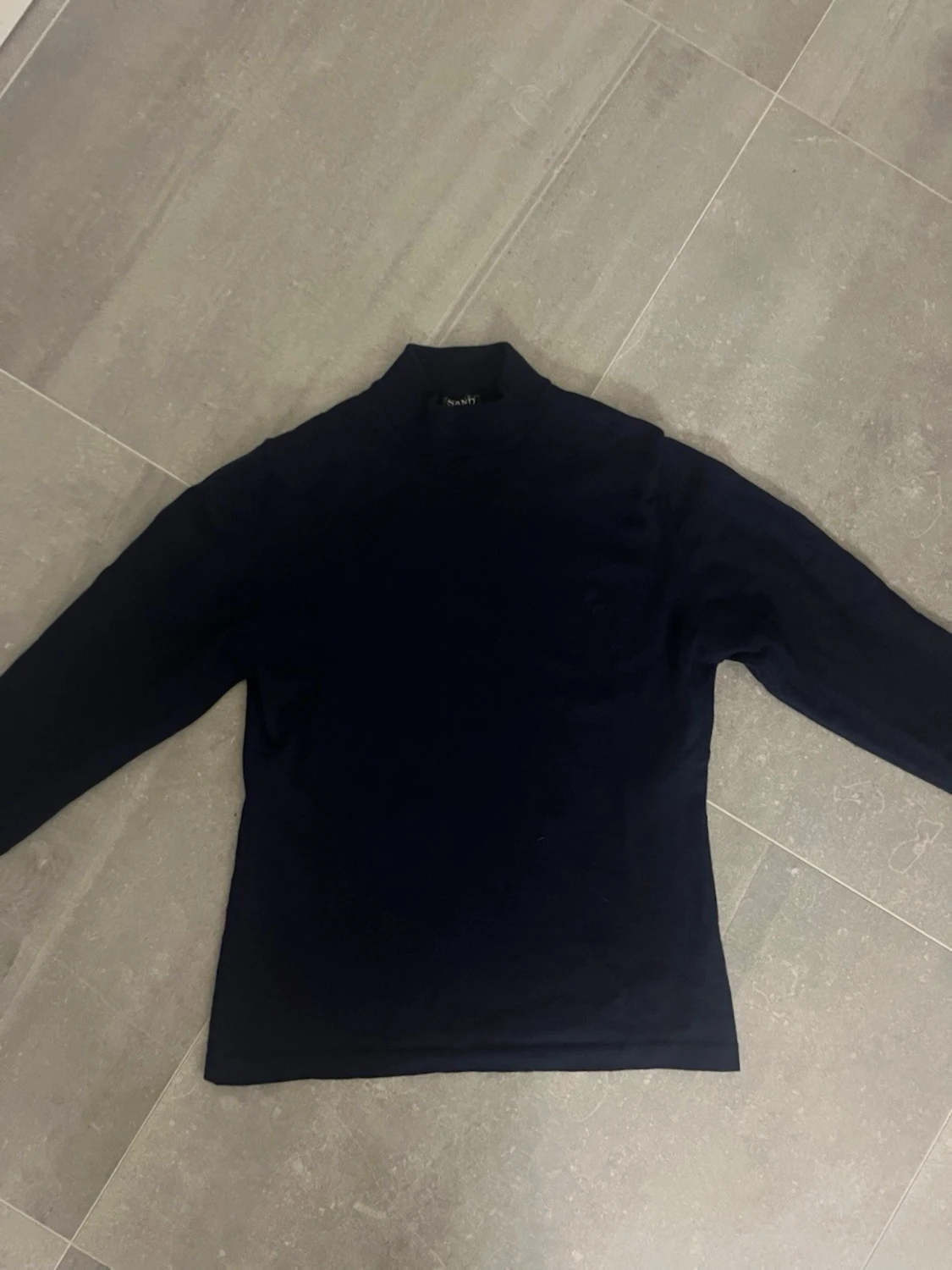 Mörkblå polotröja från Sand - 3