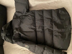 Sail racing vinter jacka i storlek m.  - Sail racing dunjacka i bra skick perfekt nu för vintern