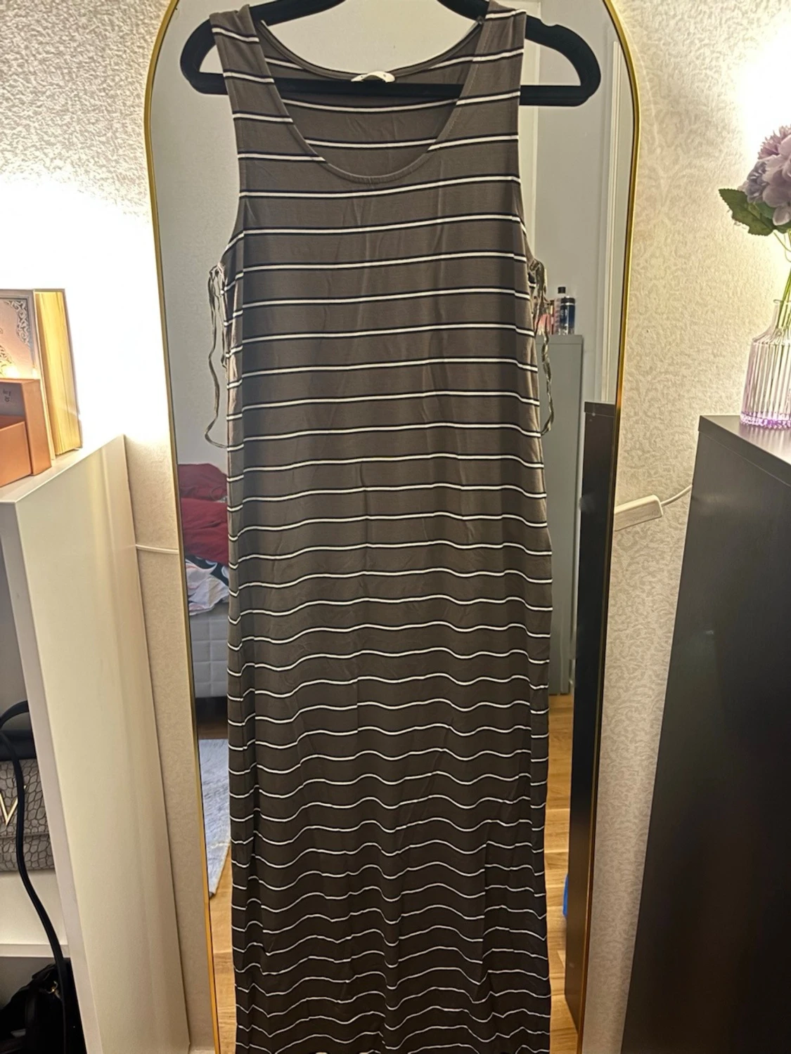 Randig långklänning i bomull