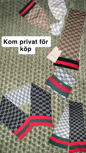 Halsdukar  - Halsdukar 