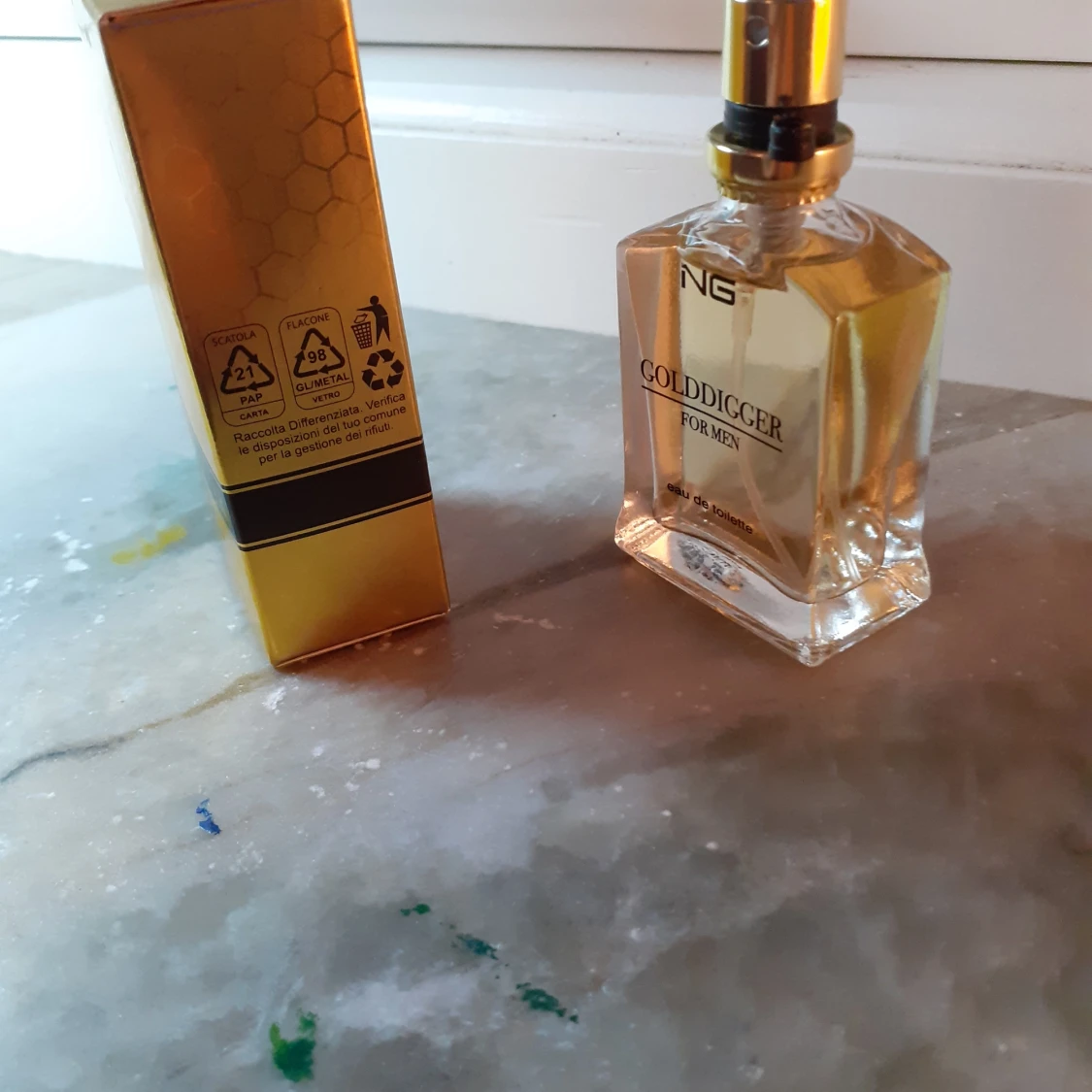 Golddigger parfym, luktar som Jean Paul Gaultier - 1