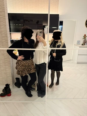 Vit blus från Stradivarius  - Vit luftig blus från stradivarius 