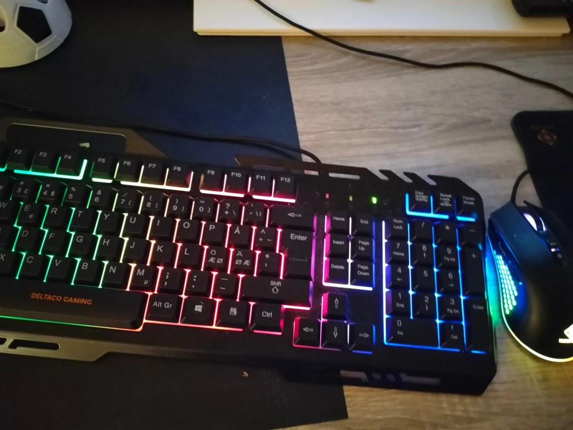 Deltaco Gaming RGB Tangentbord & Muspaket