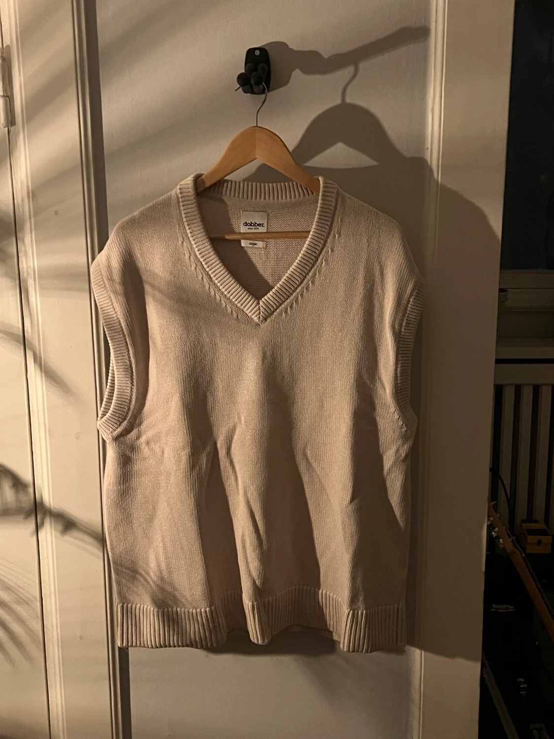 Stickad väst Dobber