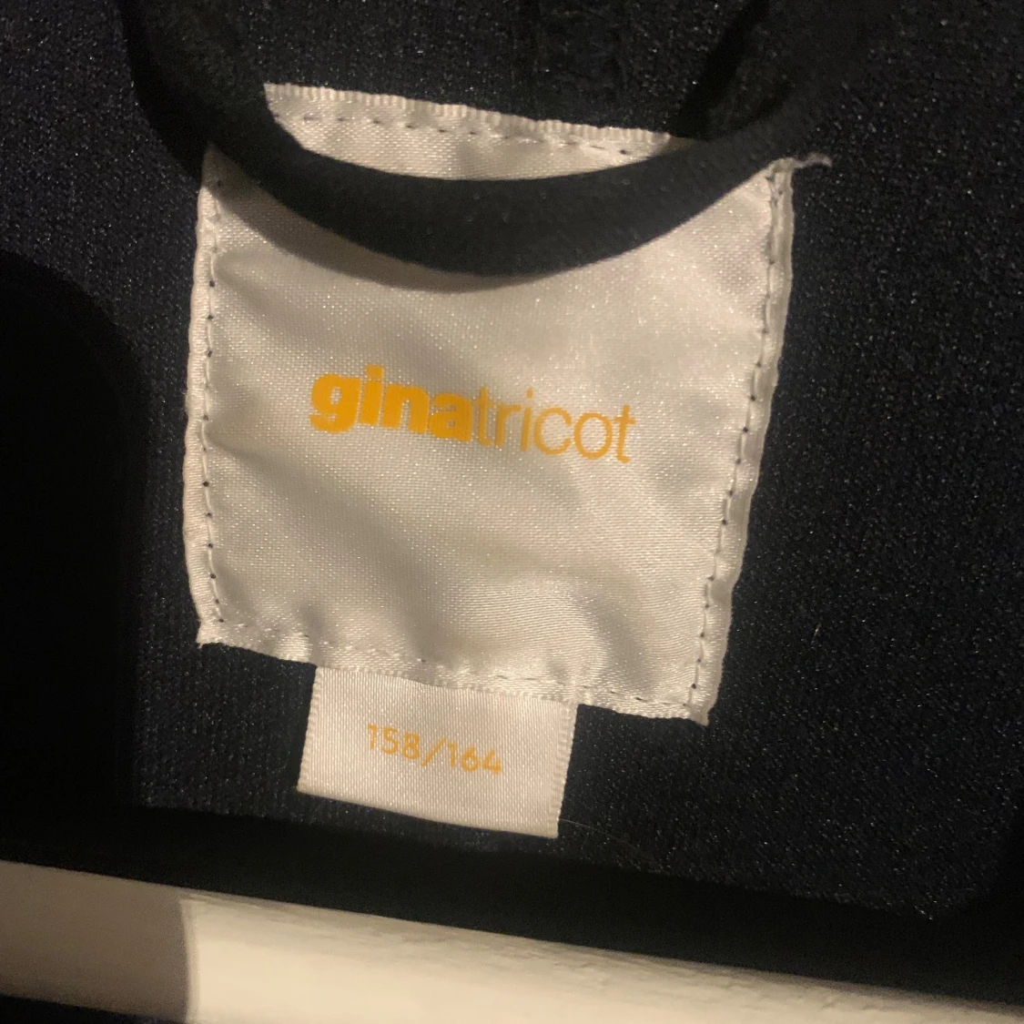 Mörkblå kappa från Gina Tricot - 2