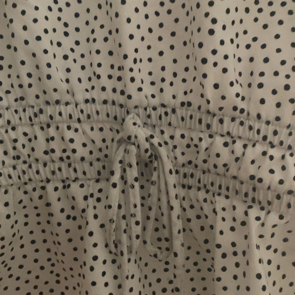 Prickig blus med knyt från Zara - 4