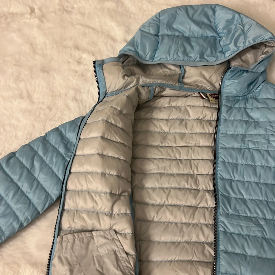 Ljusblå dunjacka från Colmar - 3