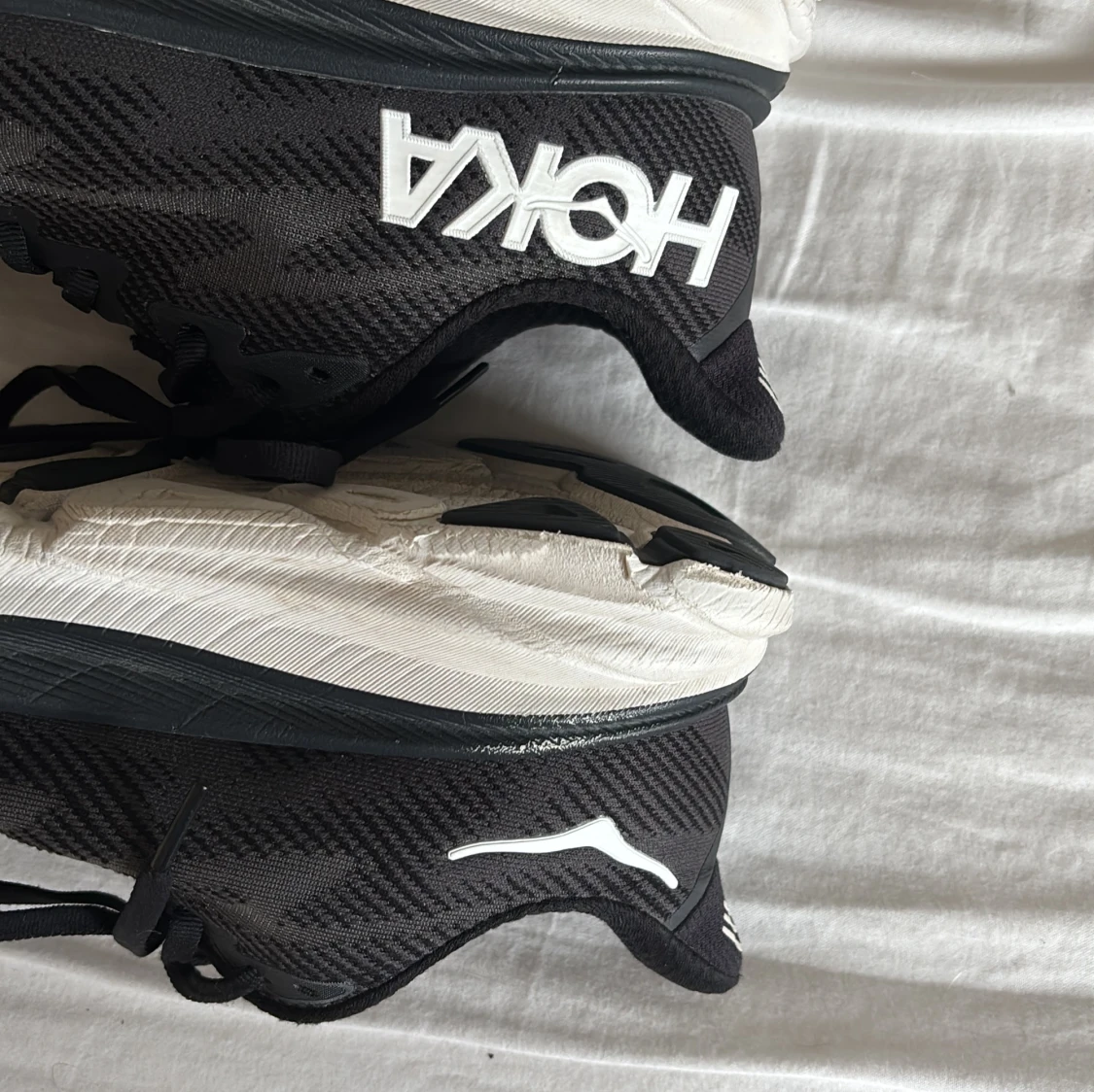 Svarta Hoka Clifton 9 sneakers - 4