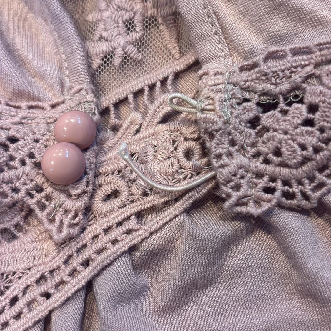 Rosa blus med spets från Bodyflirt - 2