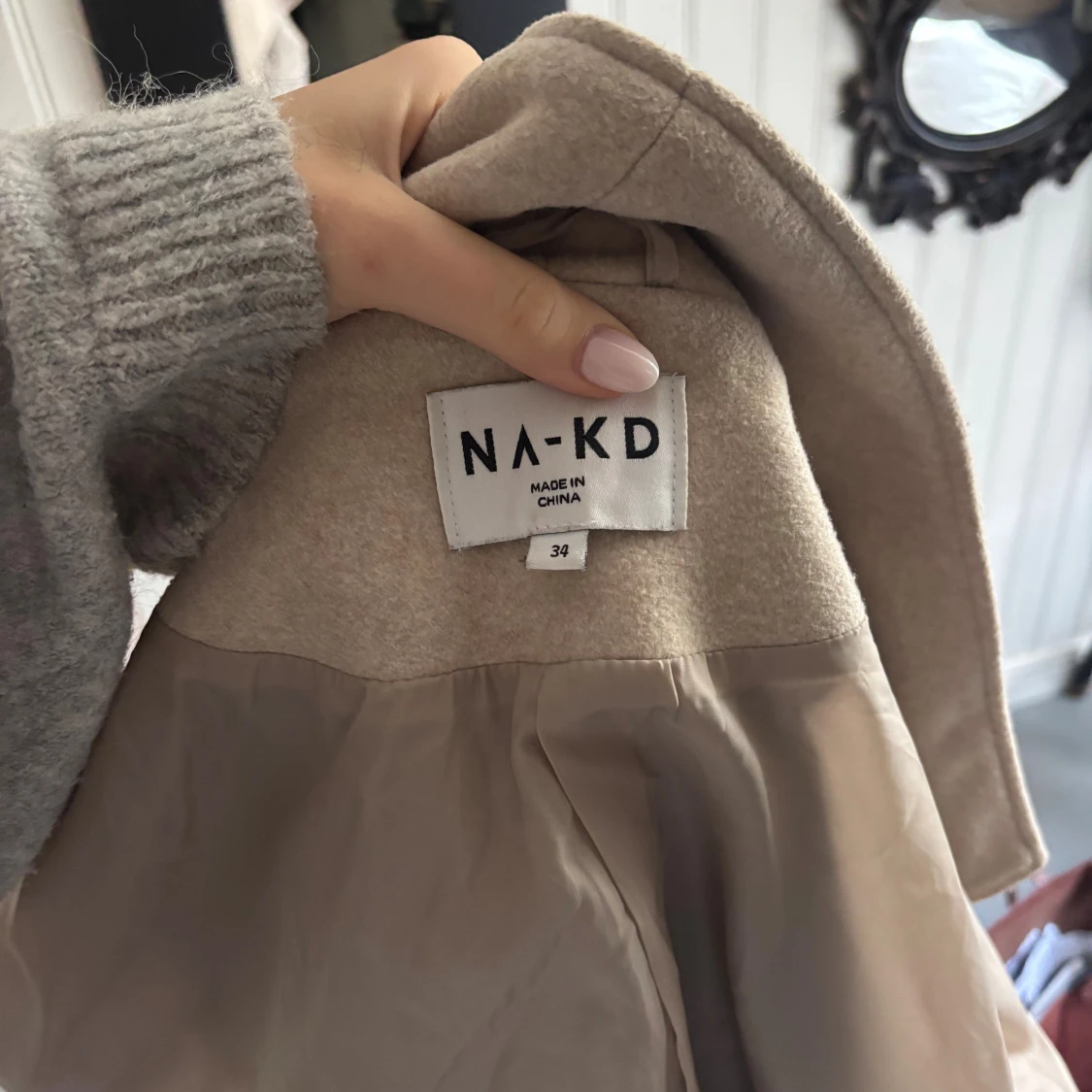 Beige kappa från NA-KD - 3