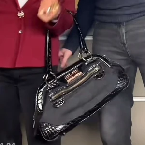 Svart väska - Så snygg vintage väska! 