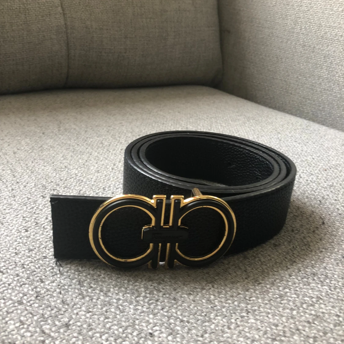 Svart skärp från Ferragamo