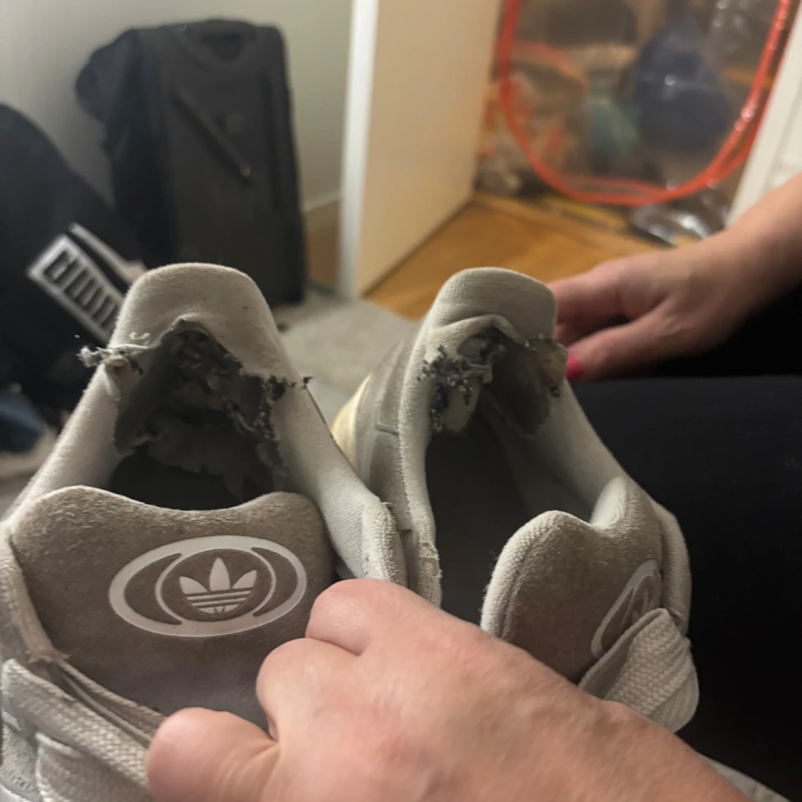 Grå Adidas Campus sneakers i grå - 2