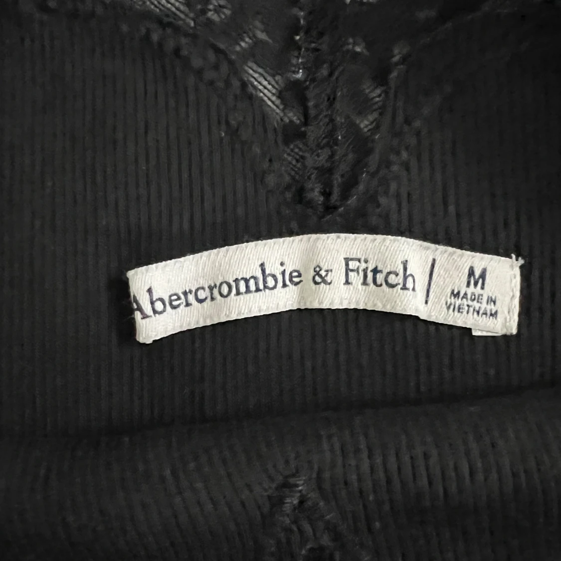 Svart spetsdetaljerad linnetopp Abercrombie - 3