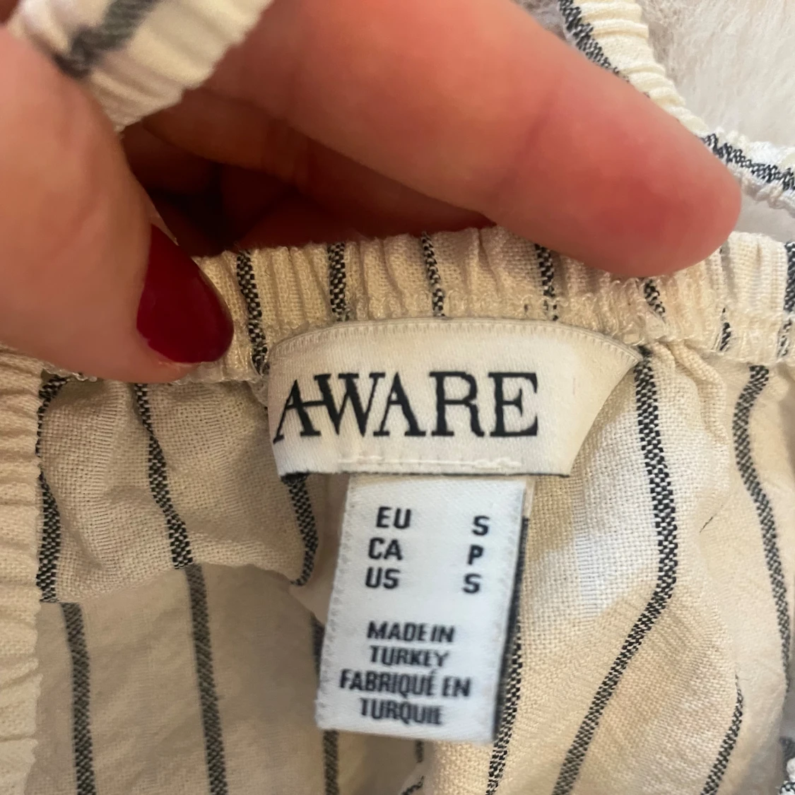 Randig linnetopp från AWARE, S - 2