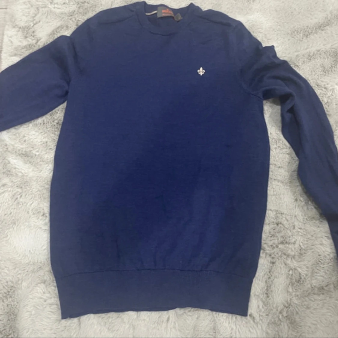 Marinblå merinoulltröja från Morris