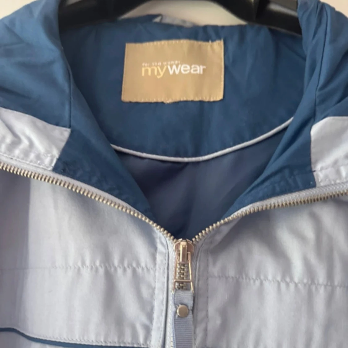 Ljusblå vindjacka från MyWear - 3