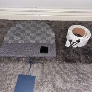 2 för 500kr - Helt ny oanvänd, justerbart
