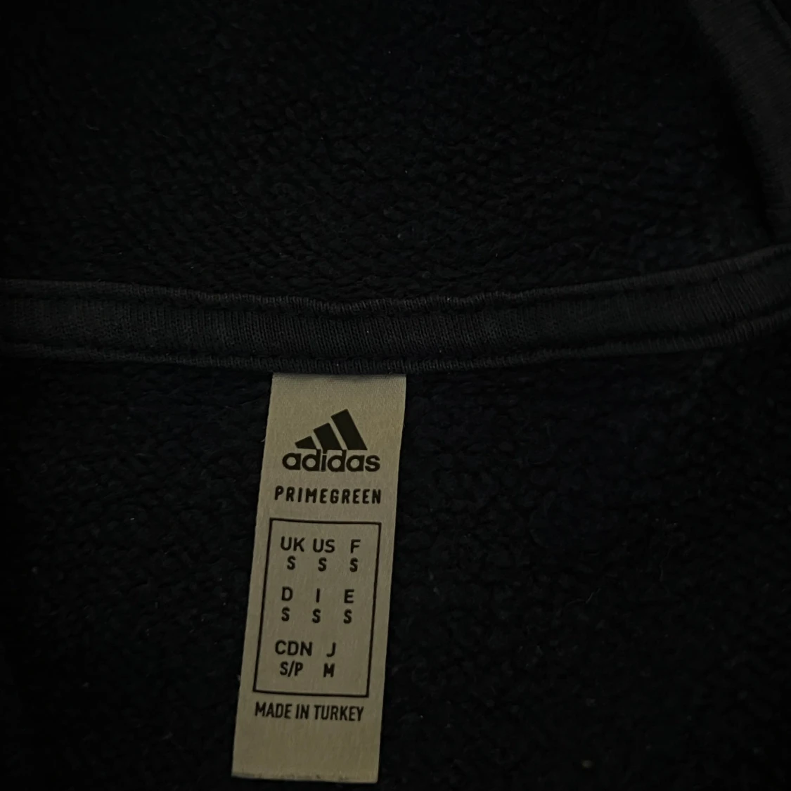 Adidas hoodie - 3