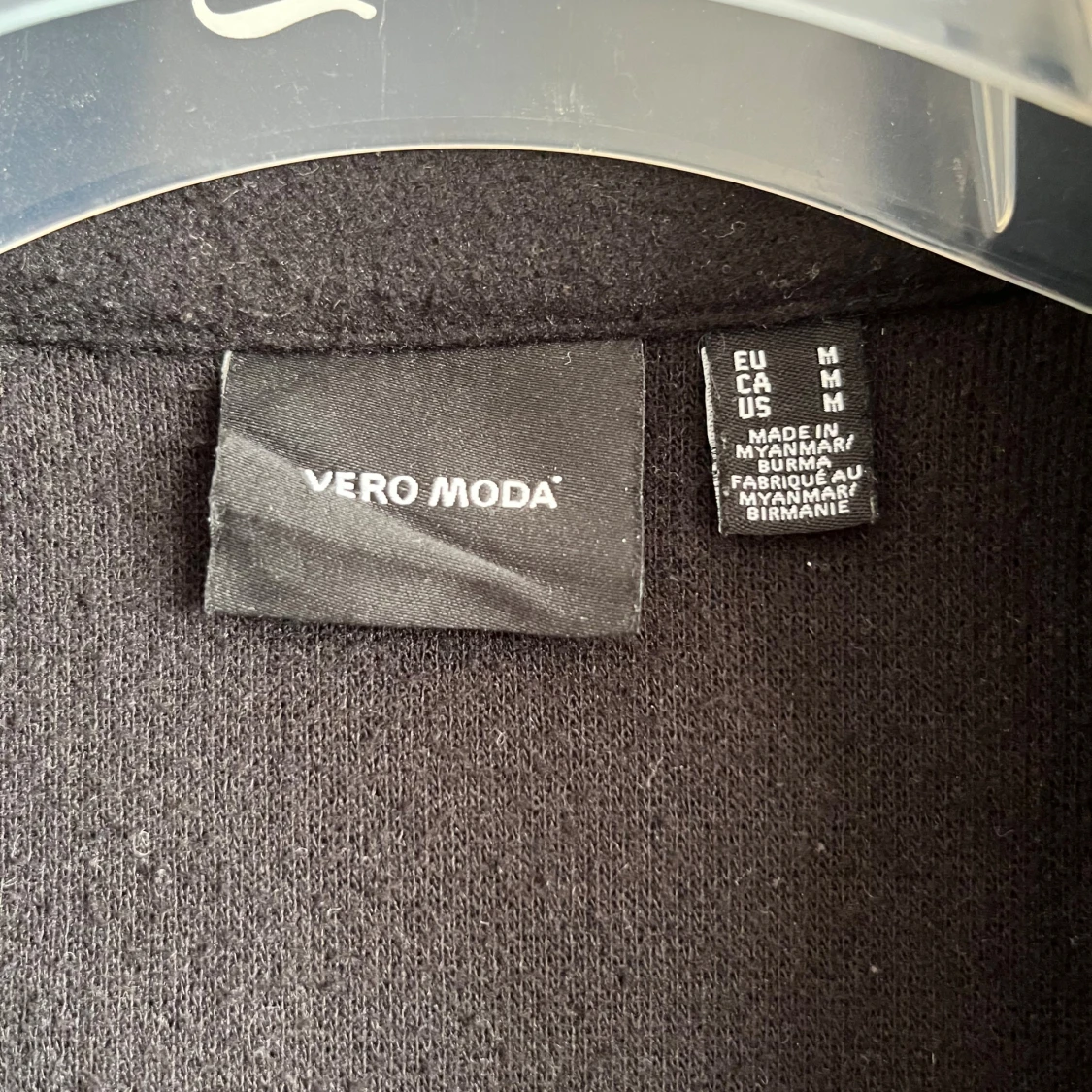 Svart kappa från Vero Moda med bälte - 3