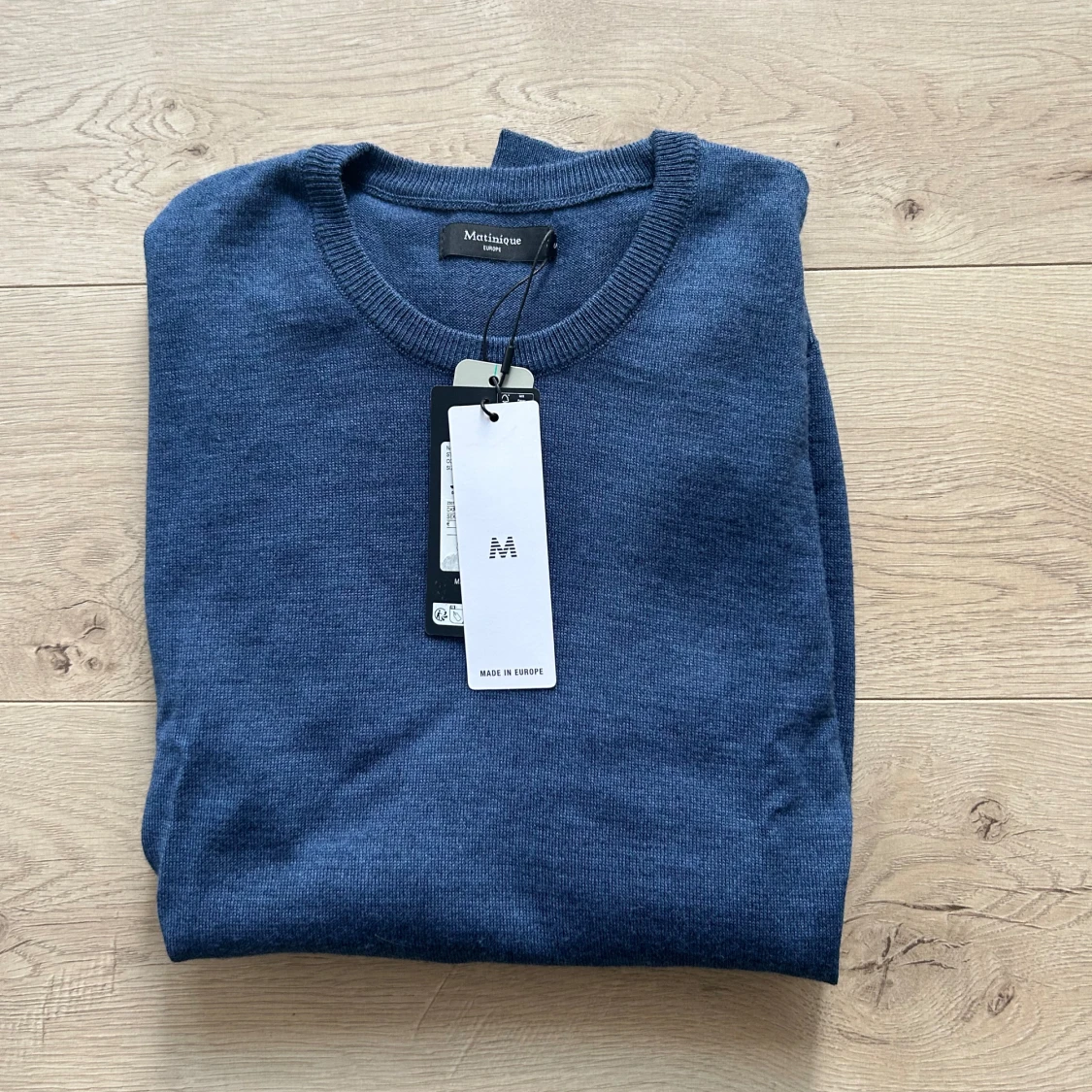 Blå finstickad tröja från Matinique