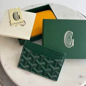 Korthållare - Grön korthållare / plånbok 💚Aldrig använd