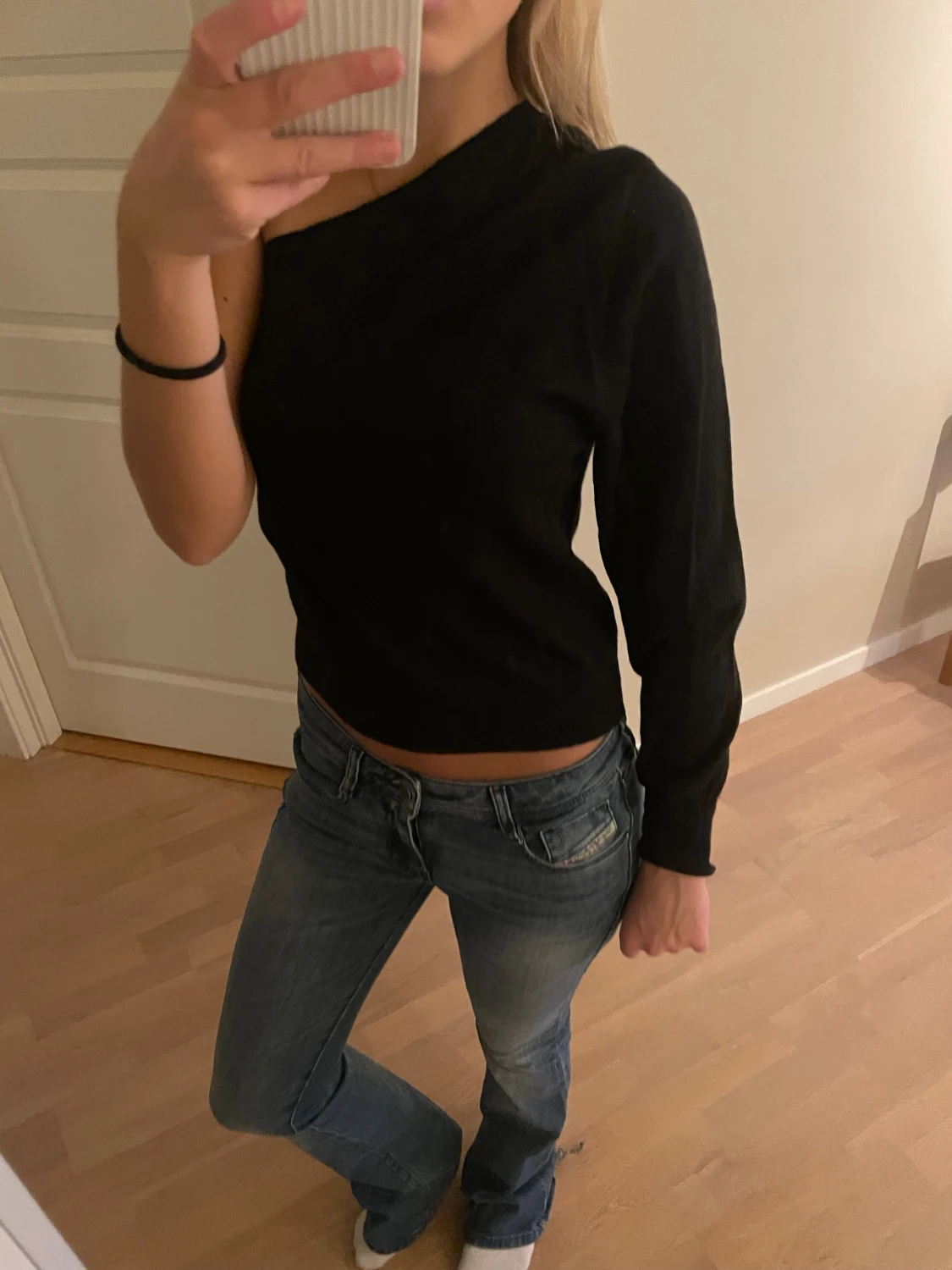 Svart oneshoulder topp - 2