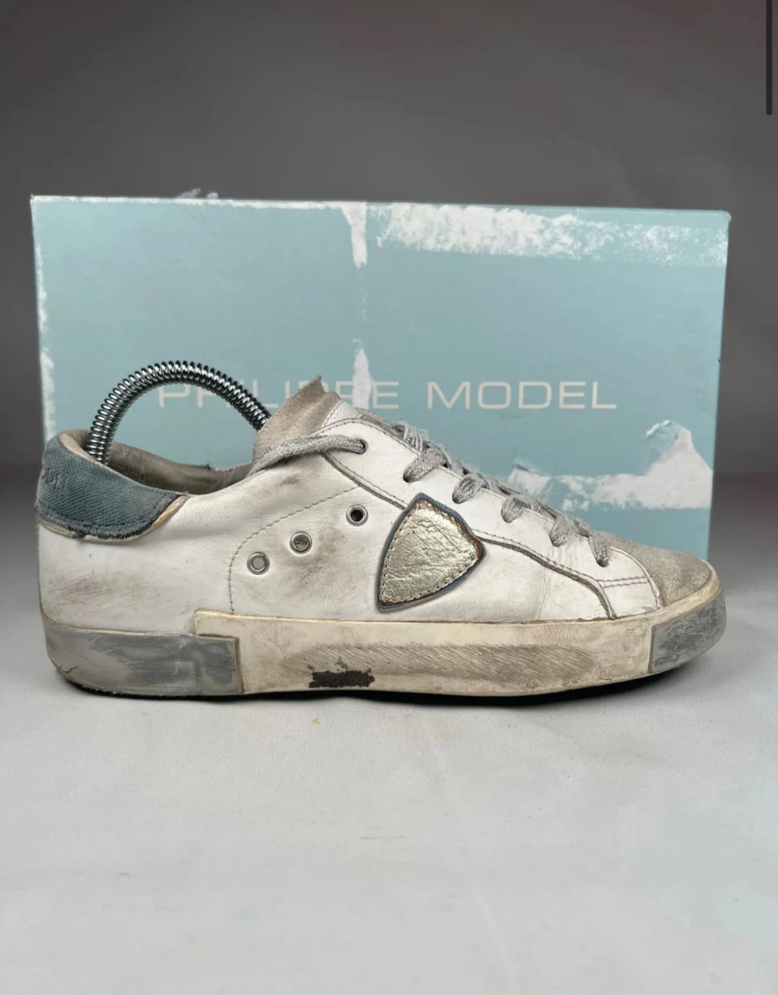 Philippe Model vita sneakers i skinn