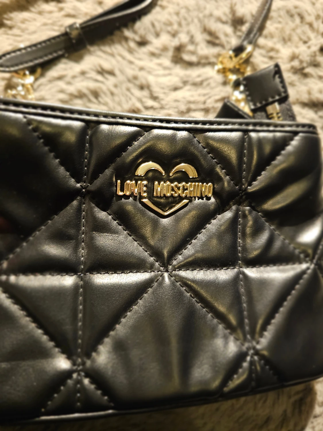 Axelväska=handväska - 1